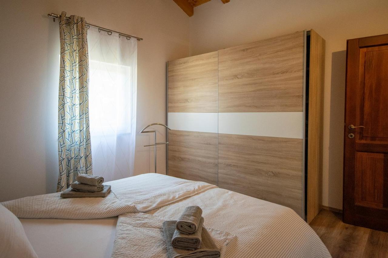 Old Oak Holiday House Villa Rovinj Exterior photo