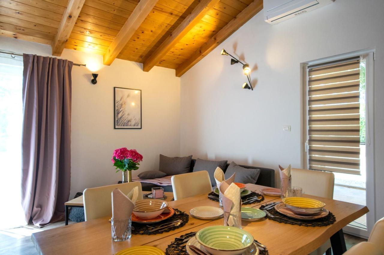 Old Oak Holiday House Villa Rovinj Exterior photo