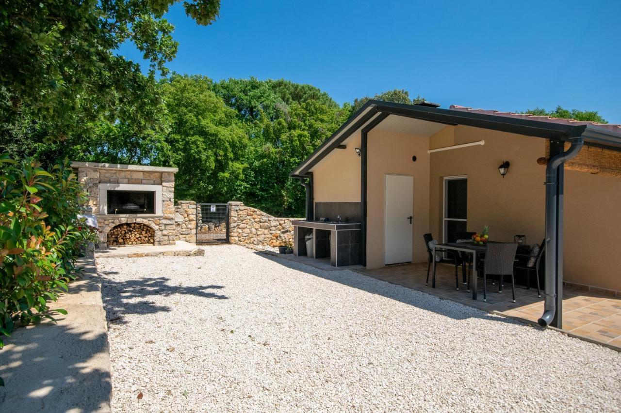 Old Oak Holiday House Villa Rovinj Exterior photo