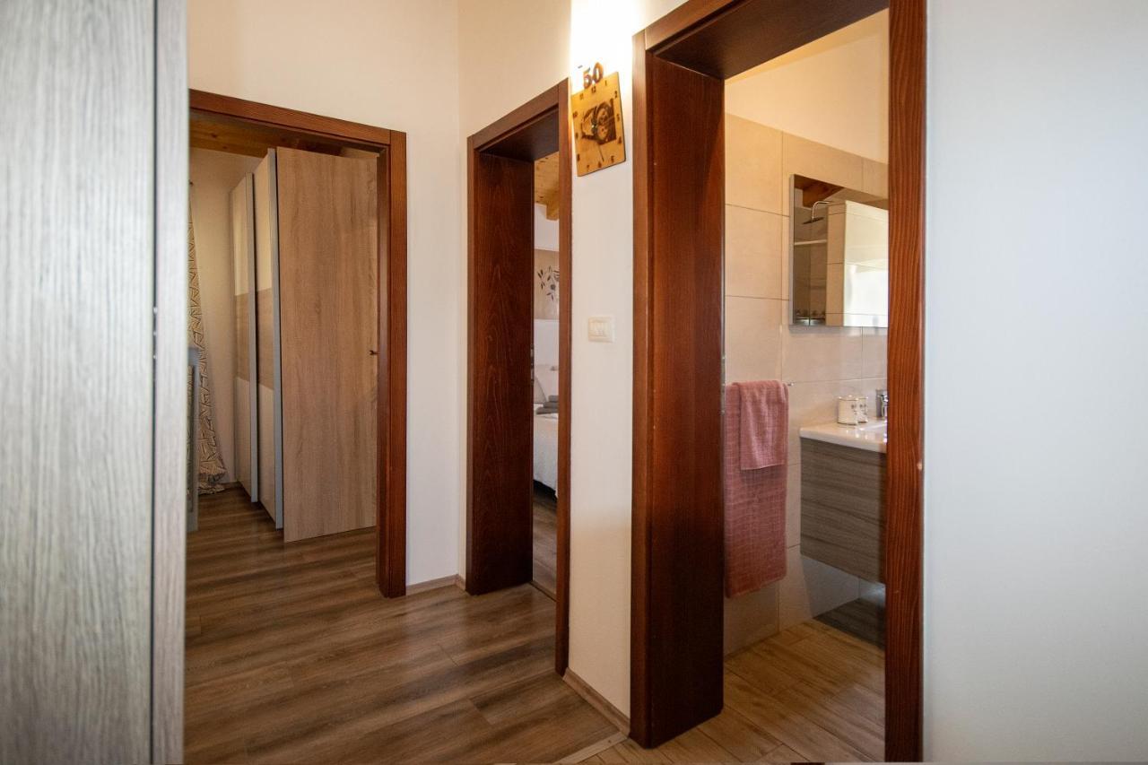 Old Oak Holiday House Villa Rovinj Exterior photo