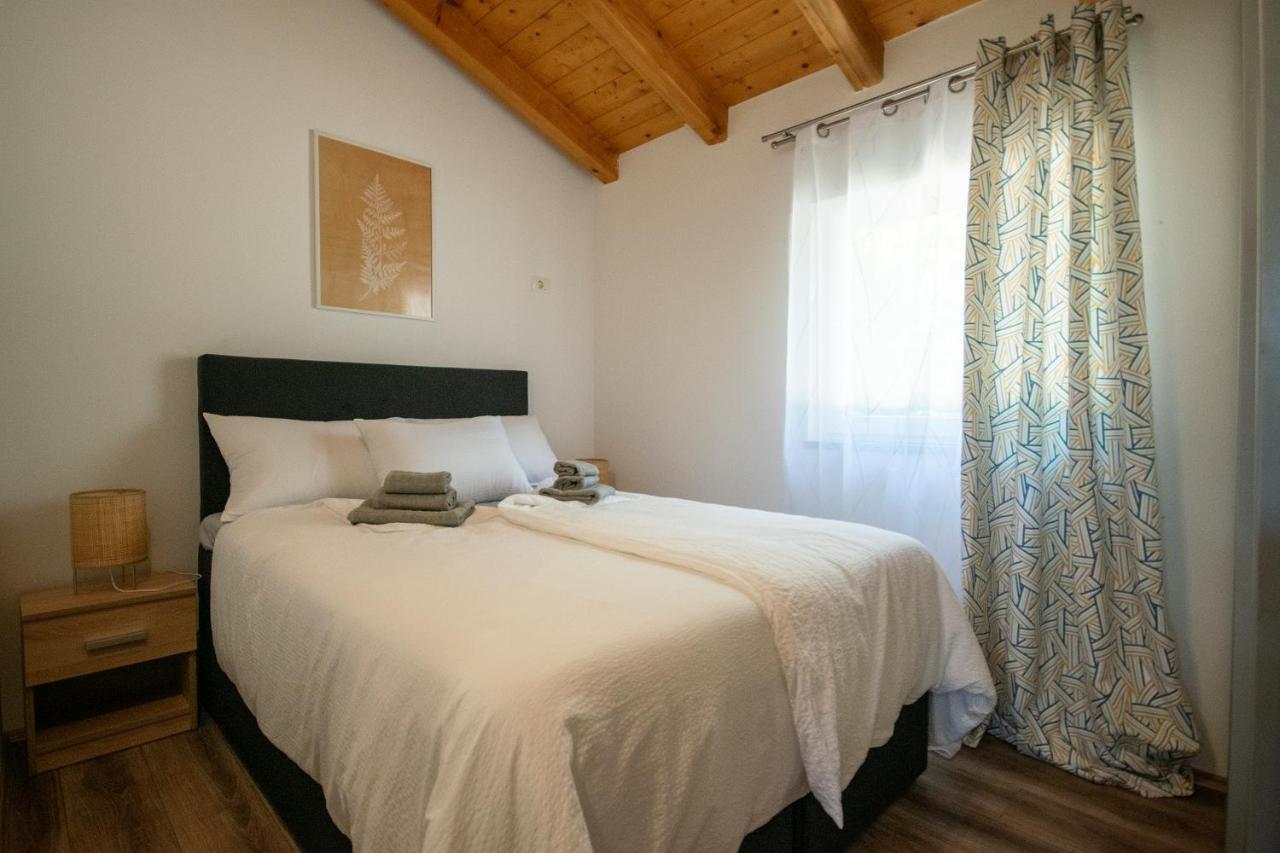 Old Oak Holiday House Villa Rovinj Exterior photo